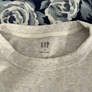 GAP Cream Long Sleeve Tee